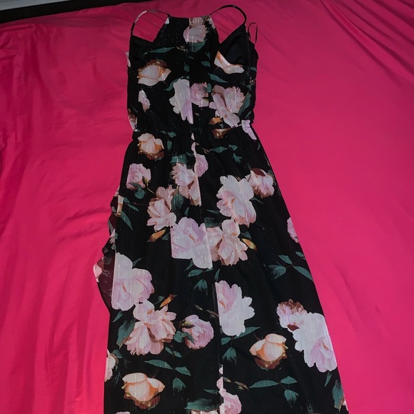 Jennifer Lopez Black and Floral Maxi Dress - Picture 3 of 7